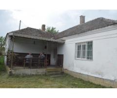 Seosko domacinstvo sa 64 ara u selu Brezovica, Ub
