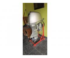 Motor za gliser